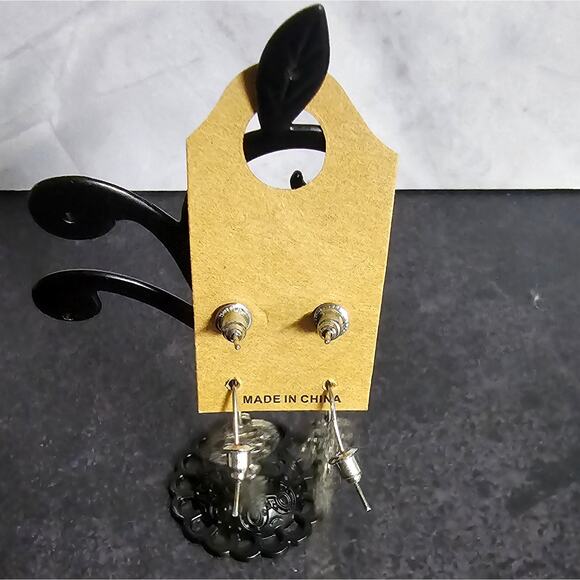 Boutique New turquoise teardrop and dream catcher earrings set - Picture 4 of 5